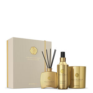 Hibiscus Dream Coffret Parfum d'Int&eacute;rieur 200ml + Des Mini B&acirc;tonnets Parfum&eacute;s 70ml + Bougie Parfum&eacute;e 360g