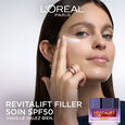 Revitalift Filler Denn&iacute; omlazuj&iacute;c&iacute; kr&eacute;m pro plnej&scaron;&iacute; plet SPF50 pro v&scaron;echny typy pleti 50 ml