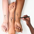 Extra Long-Lasting Eyeliner Pen Essence