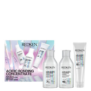 Acidic Bonding Concentrate Set shampoo 300 ml + balsamo 300 ml + trattamento senza risciacquo 150 ml