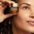 Brighter Eyes Start Here Est&eacute;e Lauder