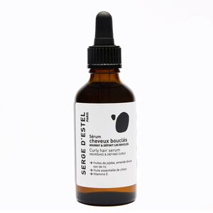 Cheveux Boucl&eacute;s