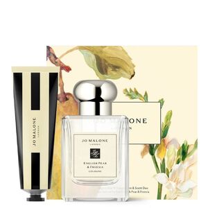 English Pear & Freesia
