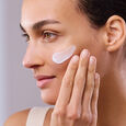 Daily Renew Facial Cream Evolve Organic Beauty