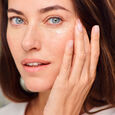 Cr&egrave;me Supr&ecirc;me Contour des Yeux cl&eacute; de peau beaut&eacute;