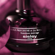 Huile Precieuse &agrave; la Rose Noire Sisley