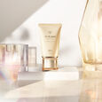 Cr&egrave;me Protectrice UV SPF50+ cl&eacute; de peau beaut&eacute;