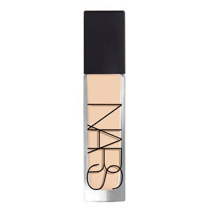 Natural Radiant Longwear Foundation Long-Wearing Radiant Finish Foundation 30ml