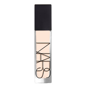 Natural Radiant Longwear Foundation