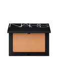 Light Reflecting Setting Pressed Powder Nars