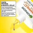 SkinActive Vitamine C SPF50+ Wonder Tint Claire sz&iacute;nezett bork&eacute;pt&ouml;k&eacute;letes&iacute;to fluid
