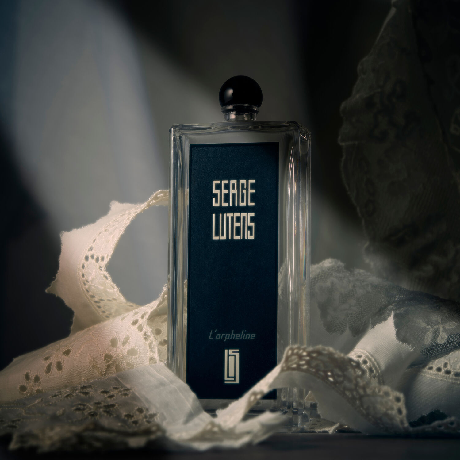 L'Orpheline, Eau de Parfum - Serge Lutens | MyOrigines Produit