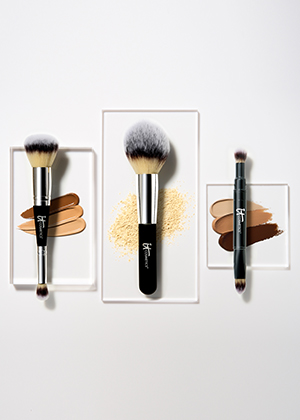 it cosmetics Les Accessoires