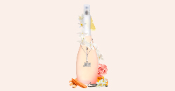 GLOW, le parfum iconique et ultra sensuel par Jennifer Lopez.		