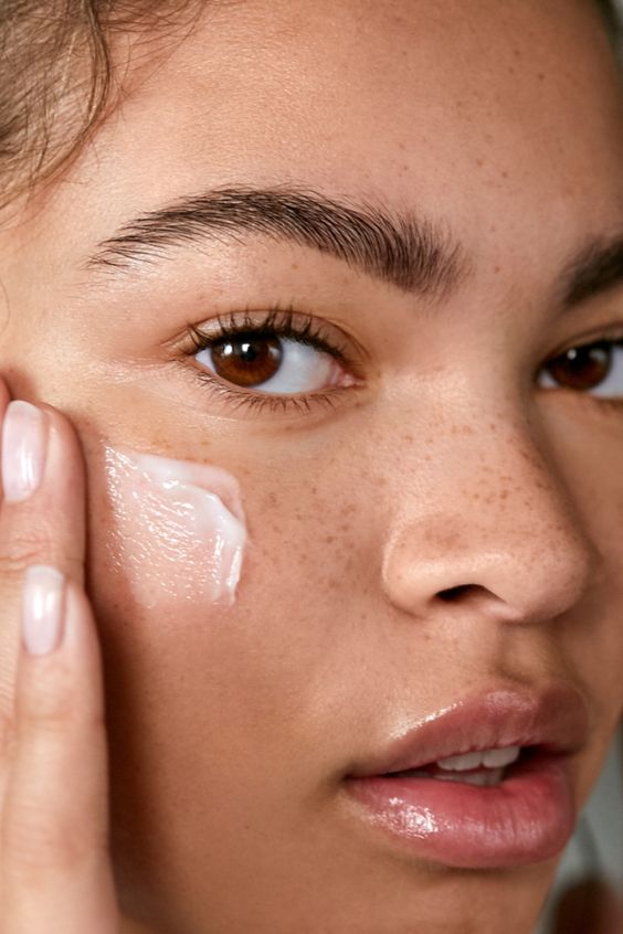 femme cr&egrave;me skincare