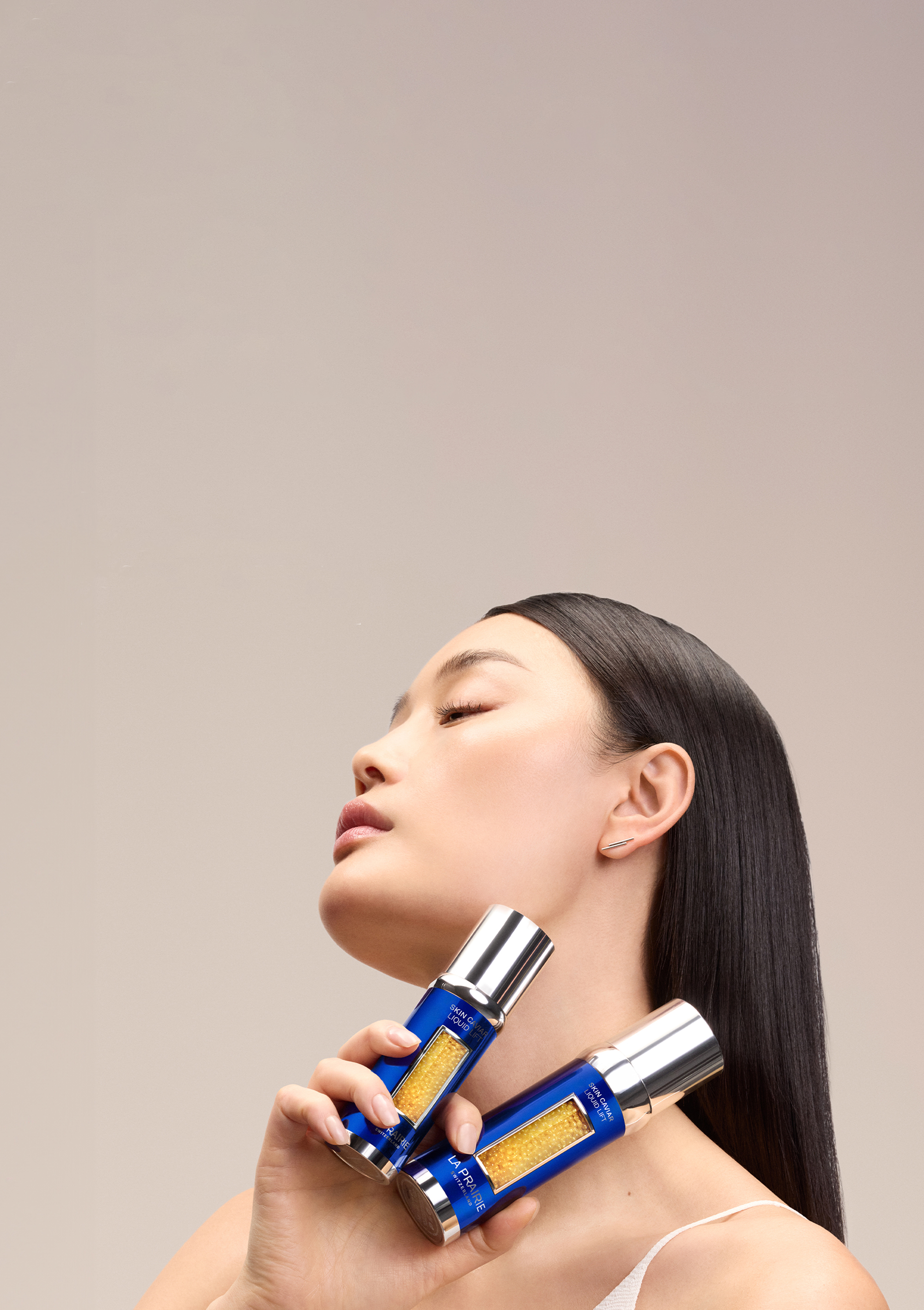 image femme La Prairie Skin Caviar